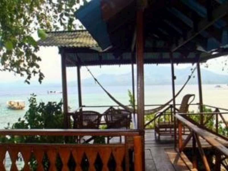 Bunaken Divers Sea Breeze Resort Exterior foto